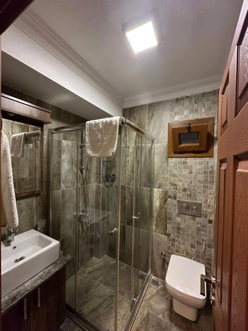 Dolphin Apart & Hotel