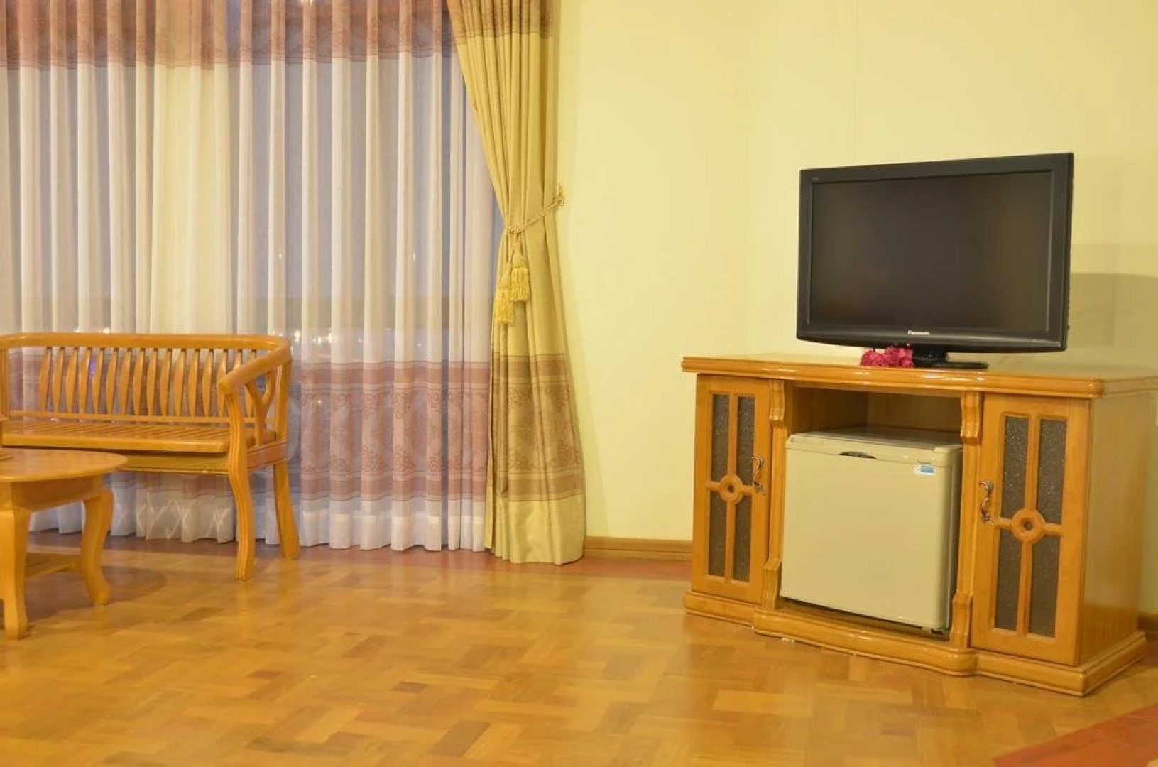 Sky Place Hotel and Cafe Flight