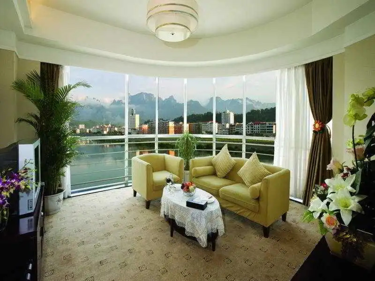 Yichen International Hotel