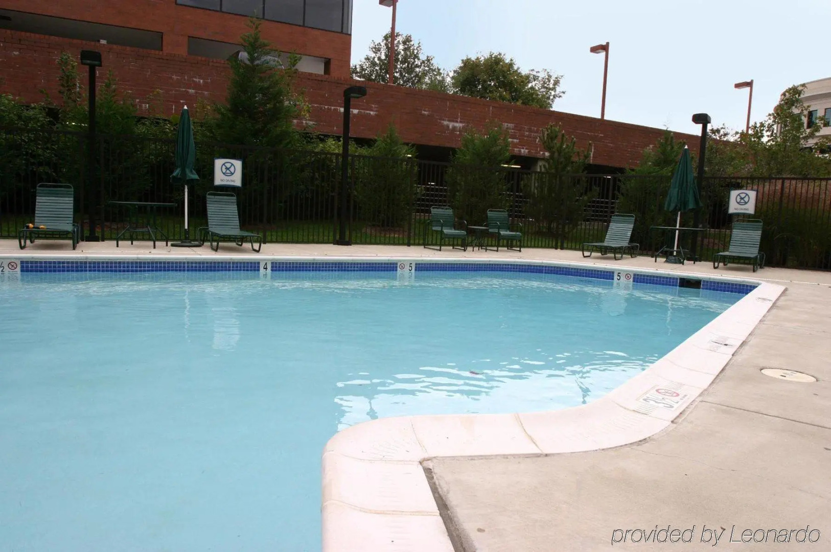 Staybridge Suites Tysons - McLean by IHG