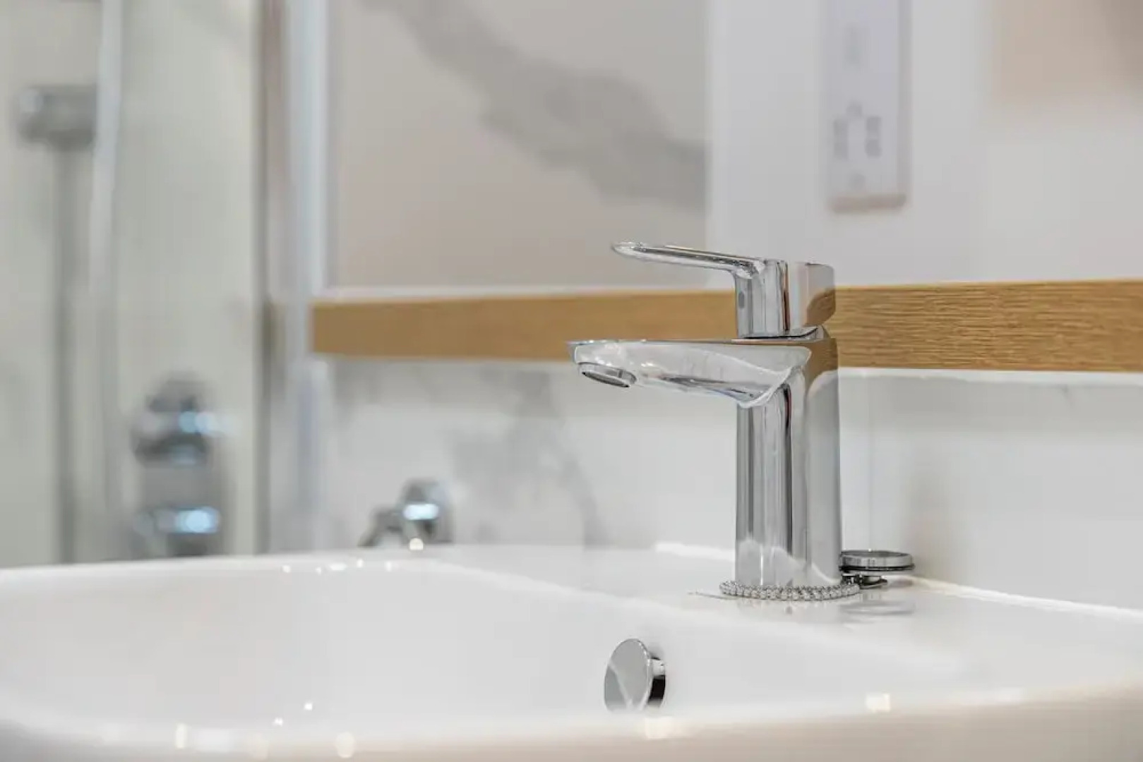 Quiet Luxe Escape 65s Only