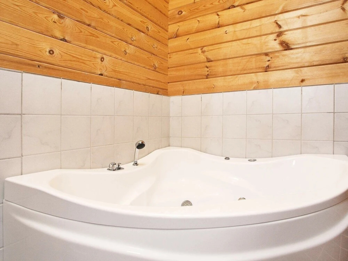 Wonderful Holiday Home in Saeby Jutland With Whirlpool