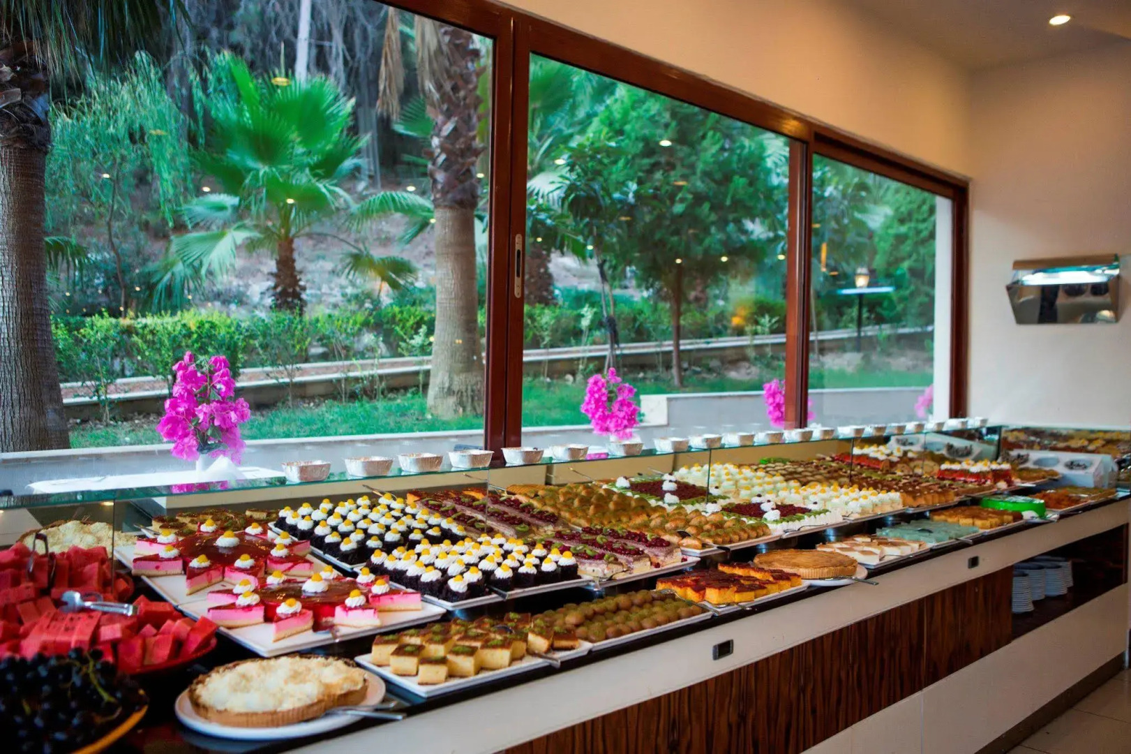 Miarosa İncekum Beach Hotel