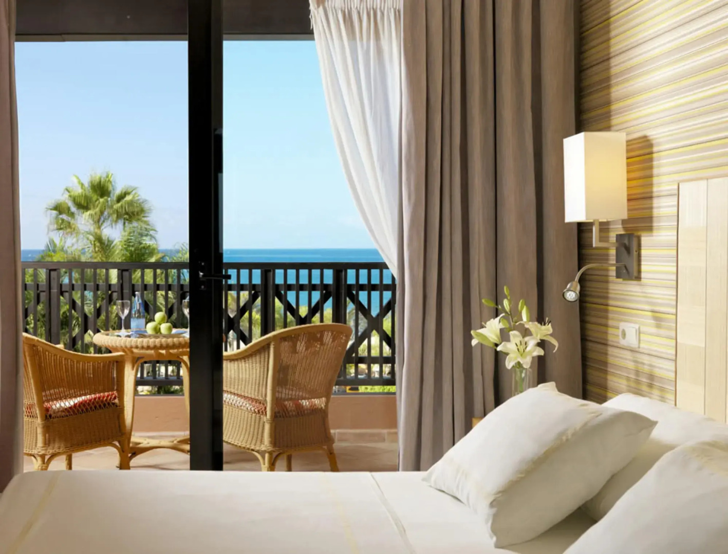 Отель H10 Costa Adeje Palace