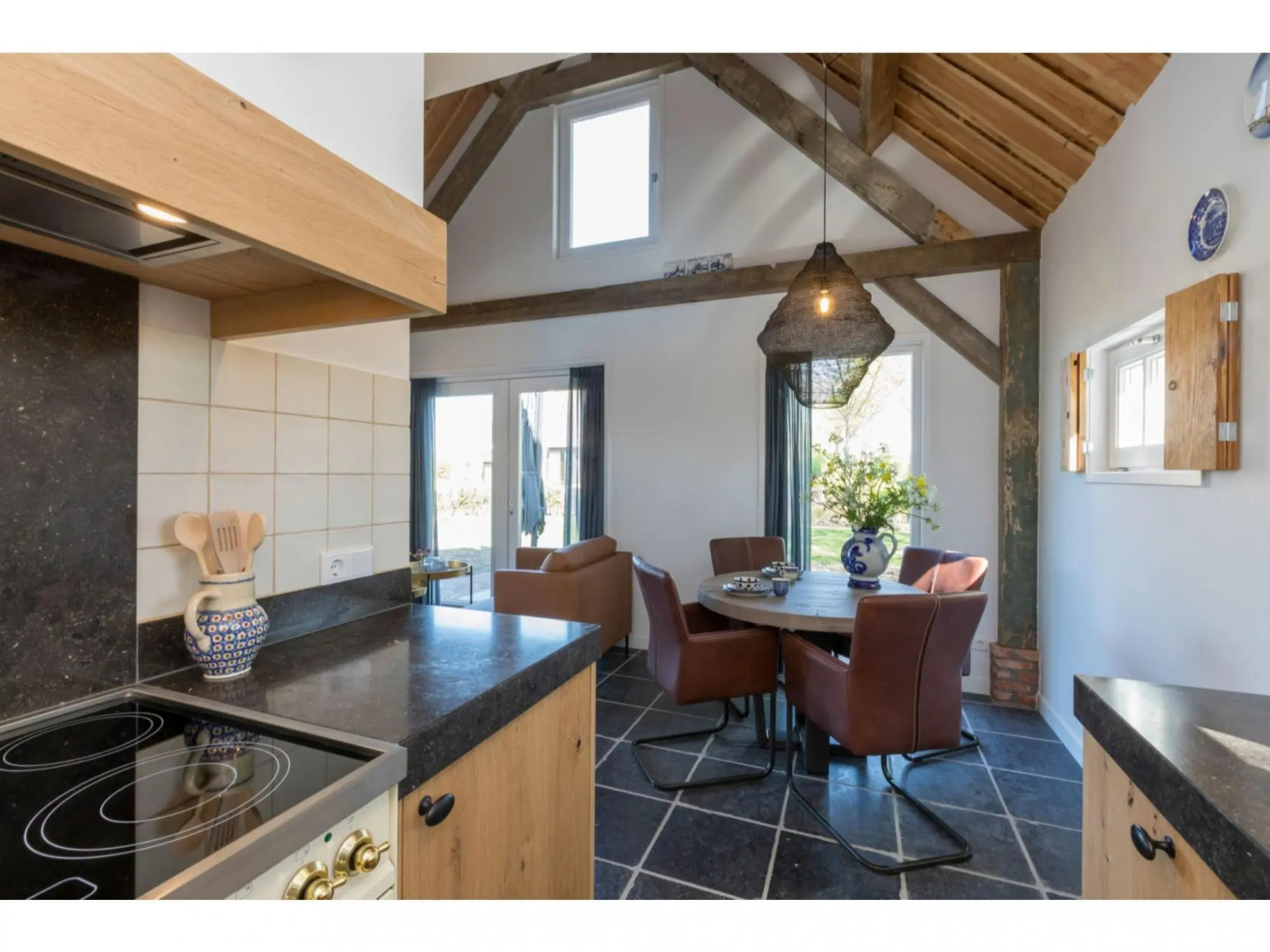 Holiday Home in Vrouwenpolder With Garden