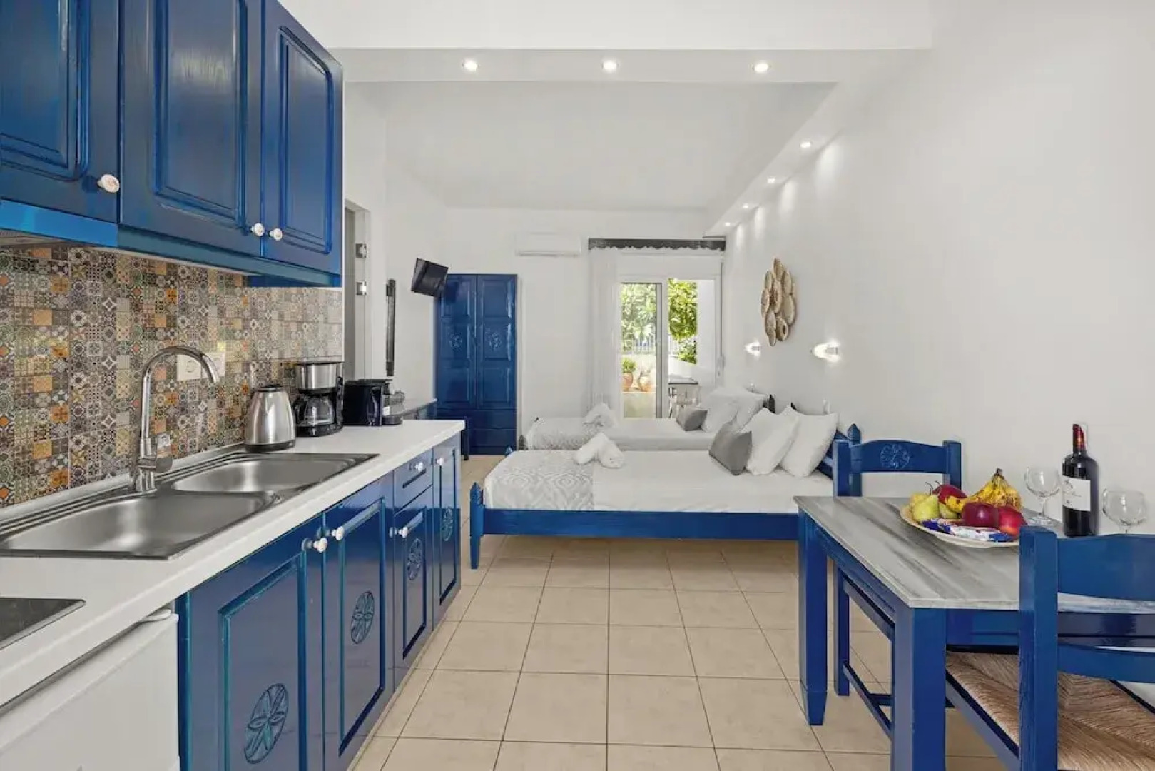 ammos stegna studios