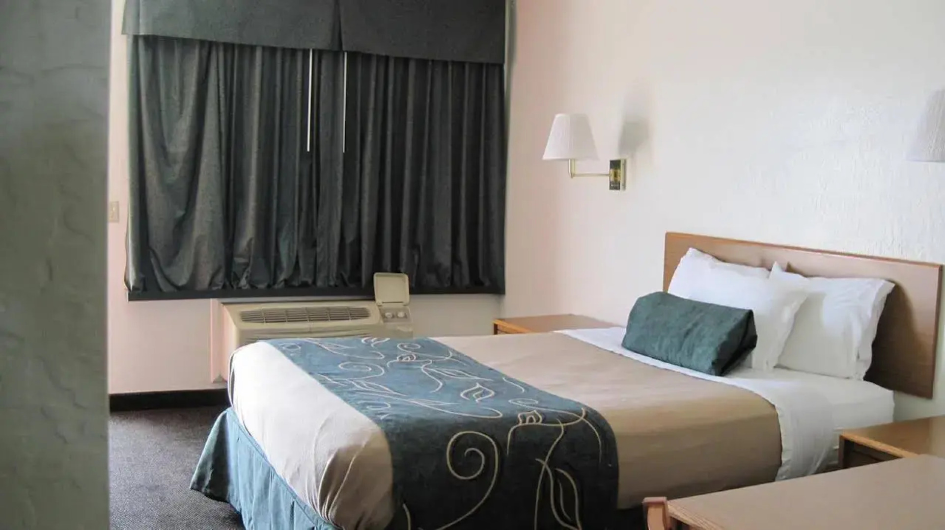 Travelodge by Wyndham Winslow