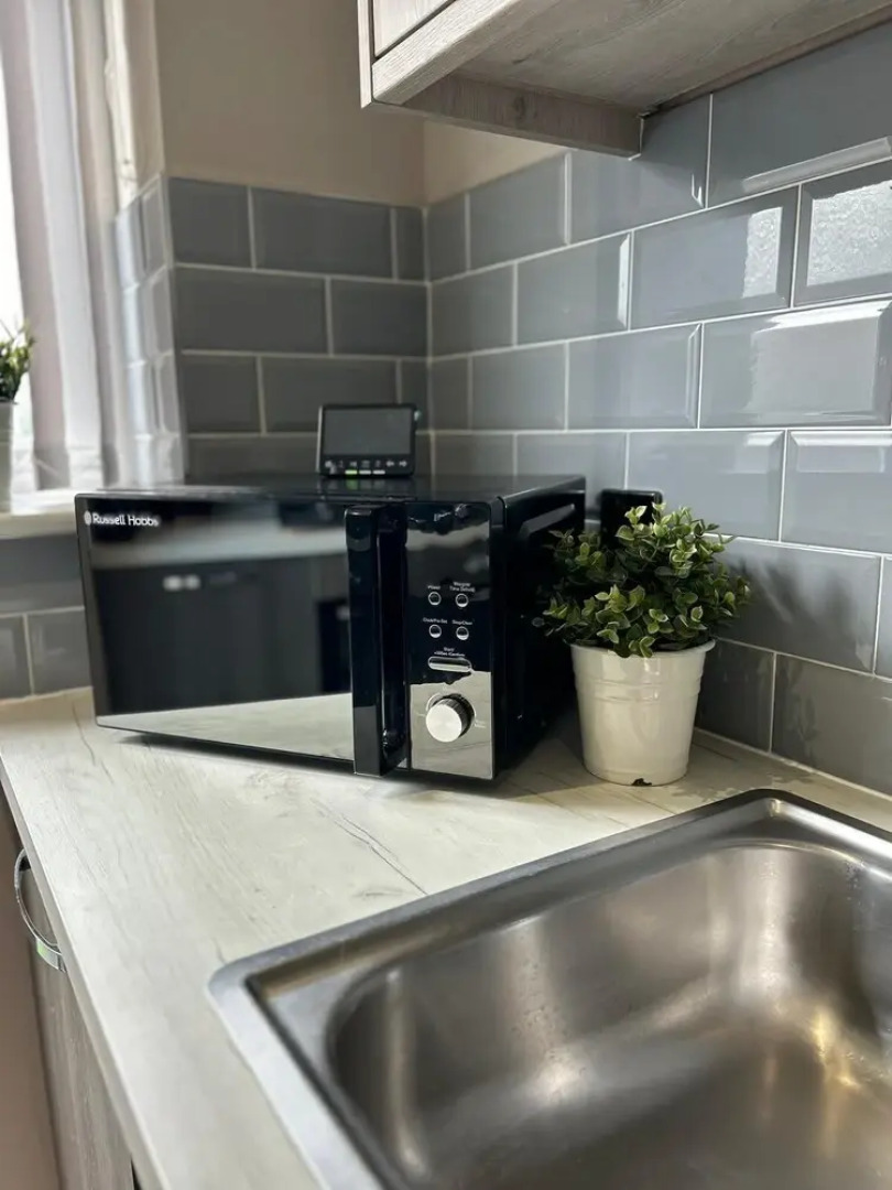 4 Bedroom Refurbished Workers Haven
