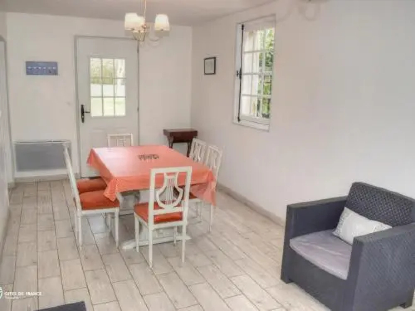 House La Jacqueminiere 2