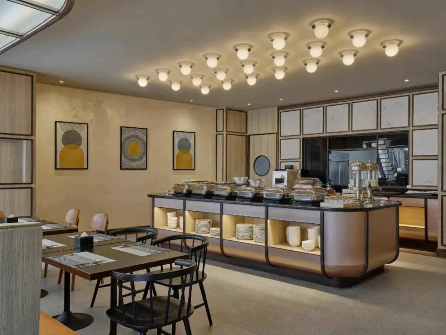 The Quarter Onnut by UHG