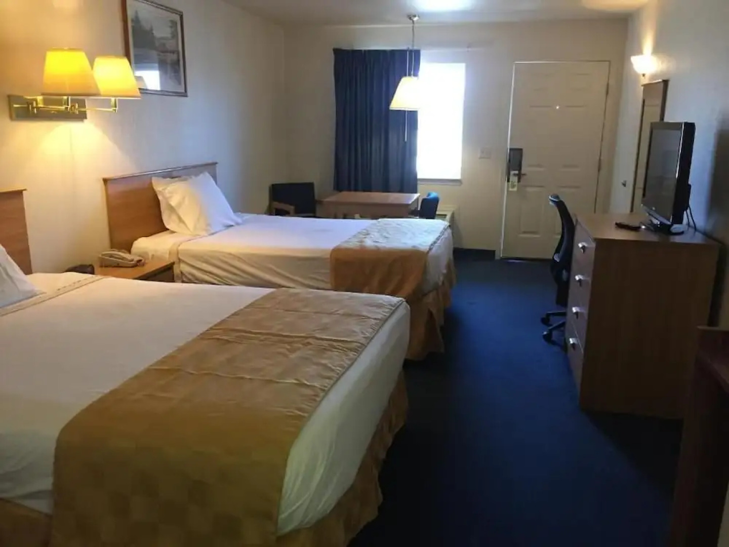 Haysville Express Inn