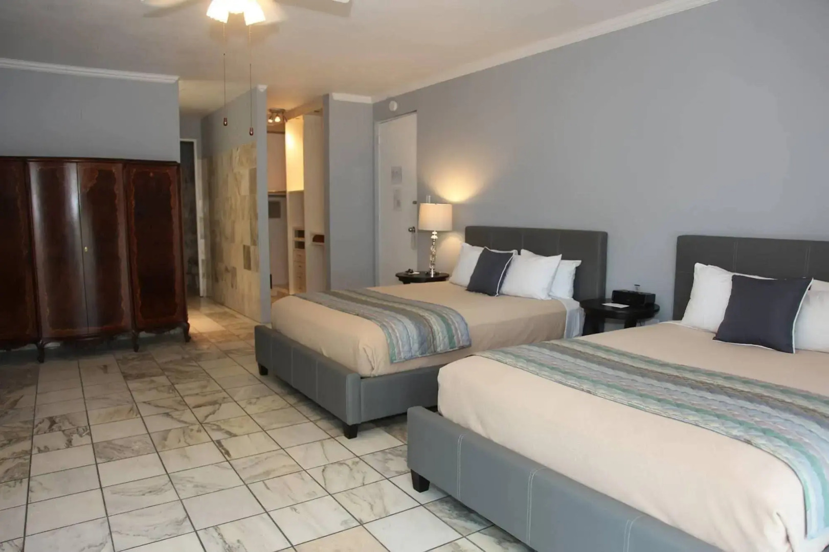 Coral Princess Hotel