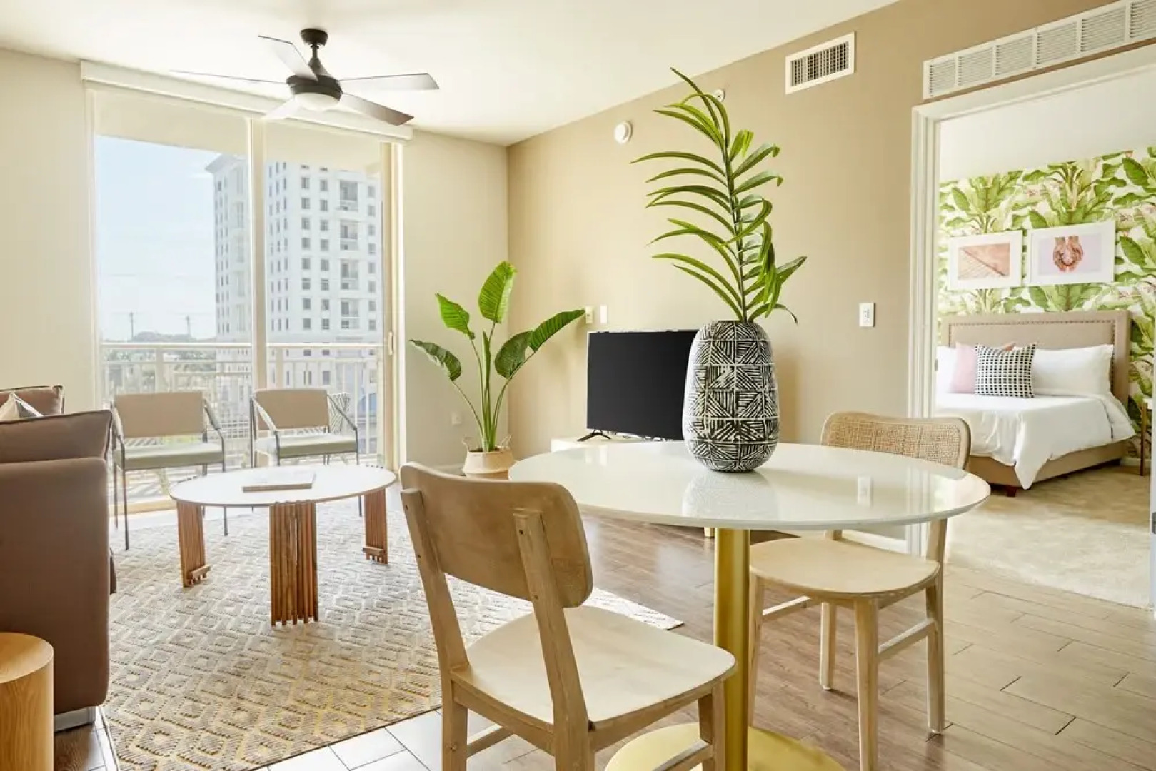 Sonder - Gables Ponce - Bright 1BR