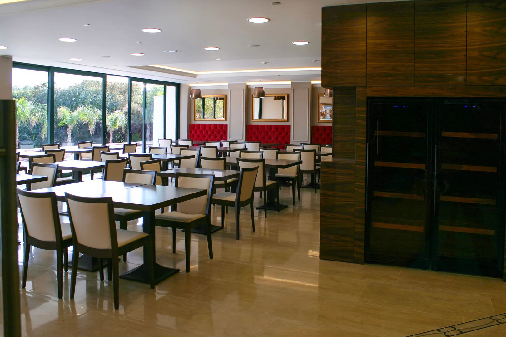 Royal Princess Hotel