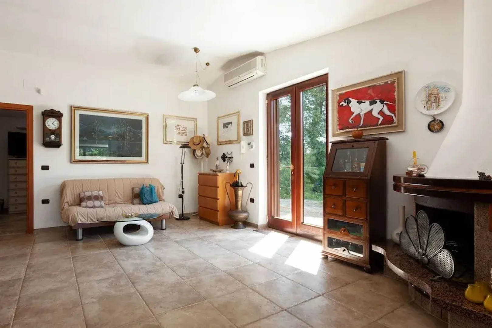 Villa Carmen With Garden And Pool