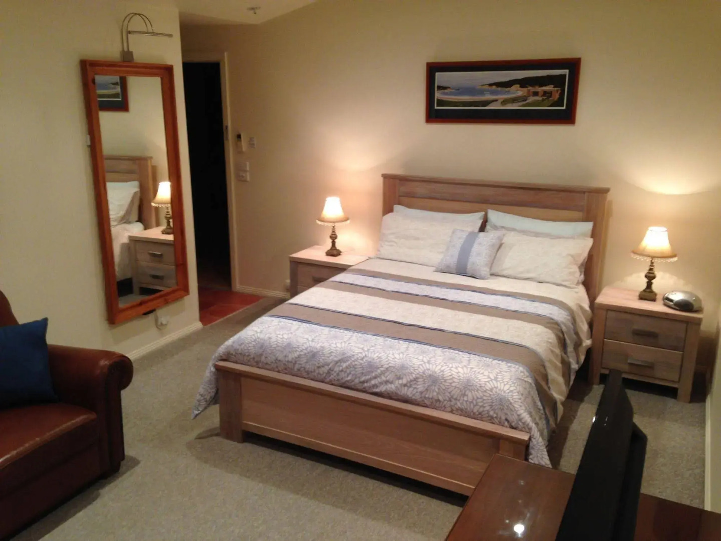 Southern Anchorage Retreat