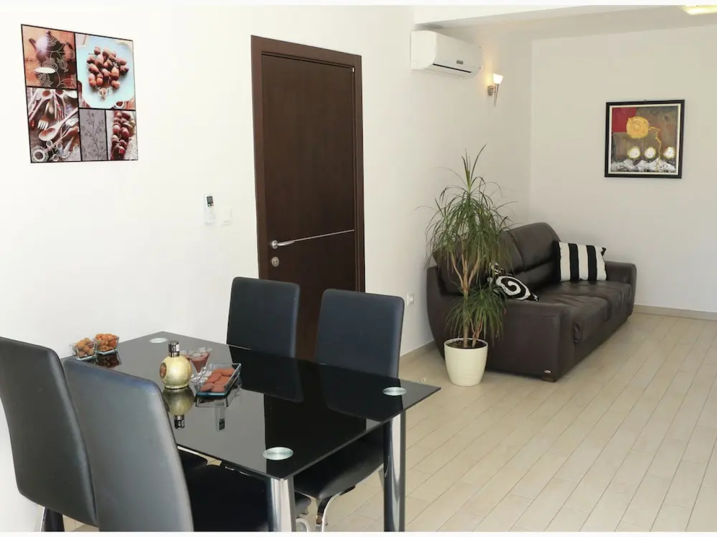 Modernistic Apartment in Primosten With Pool