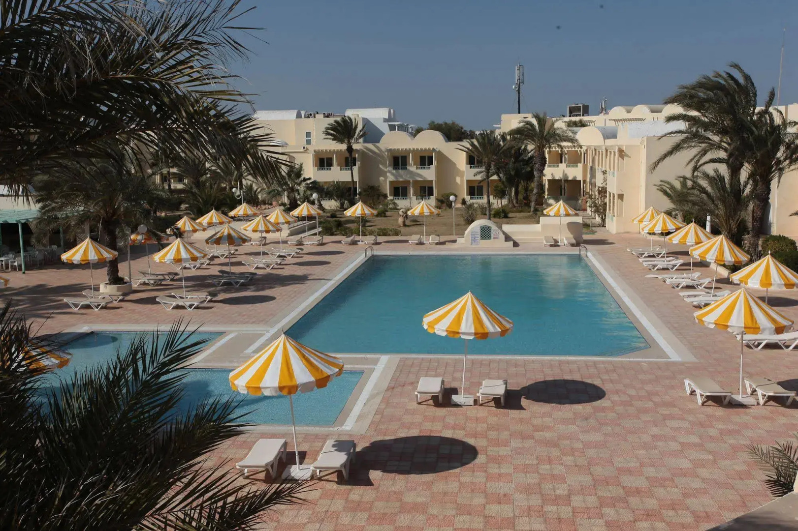 Venice Beach -Couples and Families Only