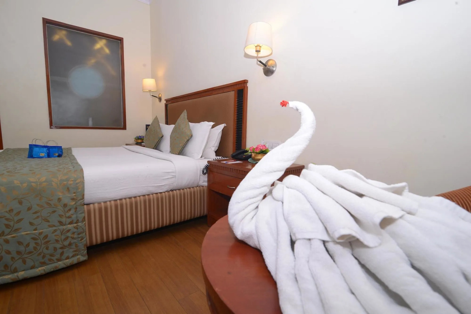 OYO 1929 Hotel Royal Court