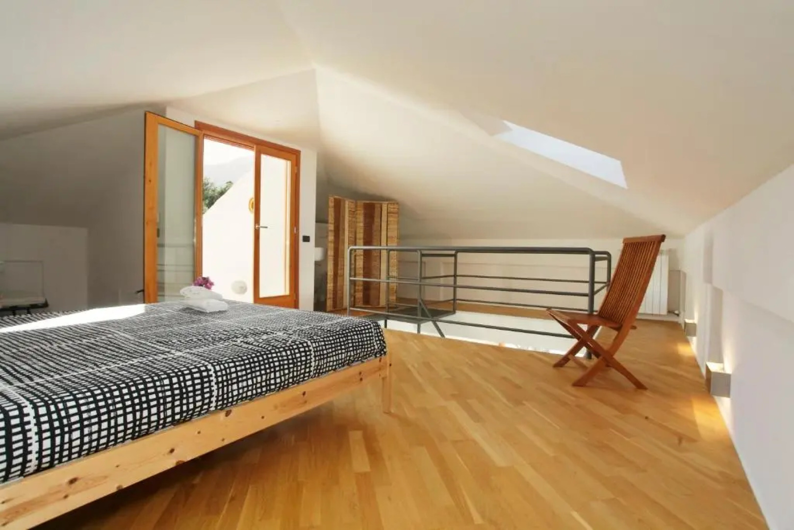 4 bedrooms house with sea view shared pool and furnished garden at Torre Colonna Sperone 1 km away from the beach