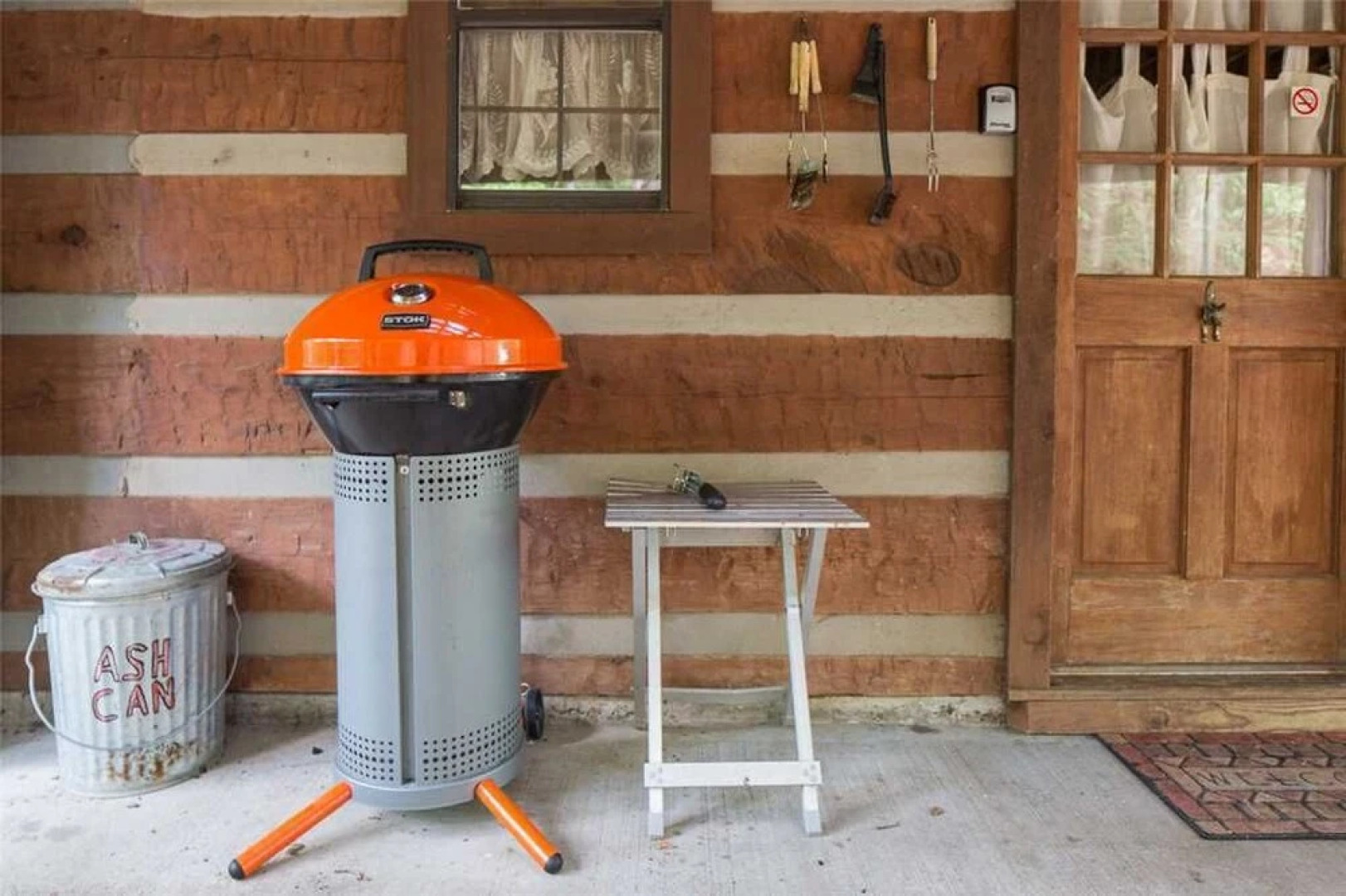 Fox Den 2 Bedroom Home with Hot Tub