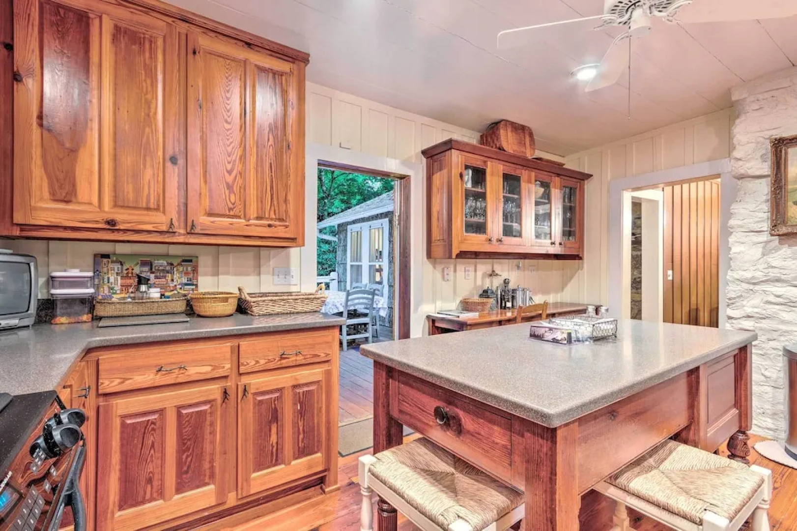 Waterfront Home w/ Boat Dock on Mirror Lake!