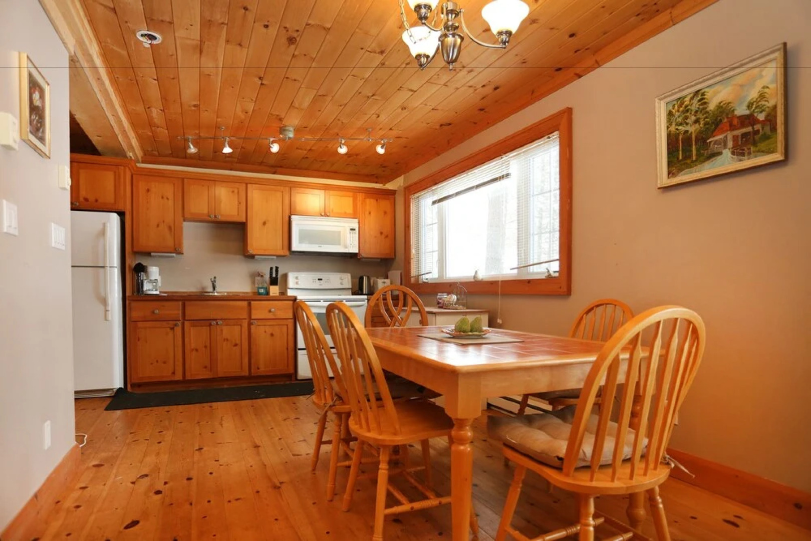 Muskoka Cottage Beautiful Lake View