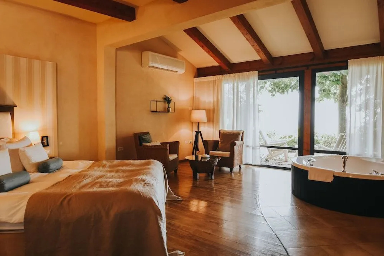 Cnaan Village - Boutique and Spa Villa