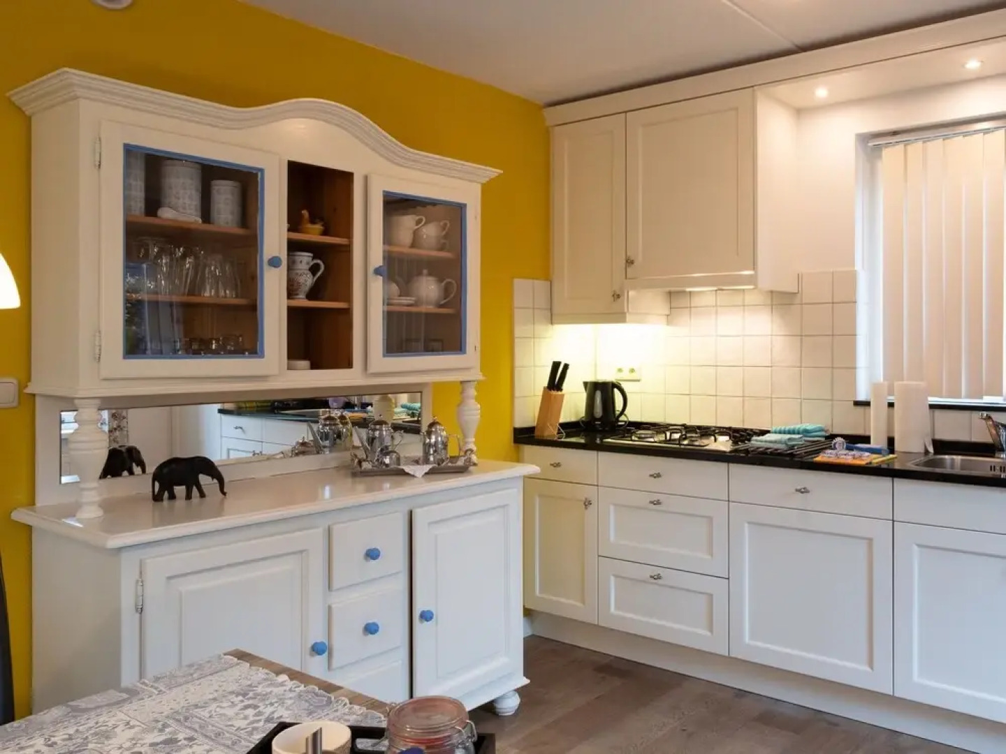 Atmospheric Holiday Home in a Quiet Location on the Outskirts of Zonnemaire