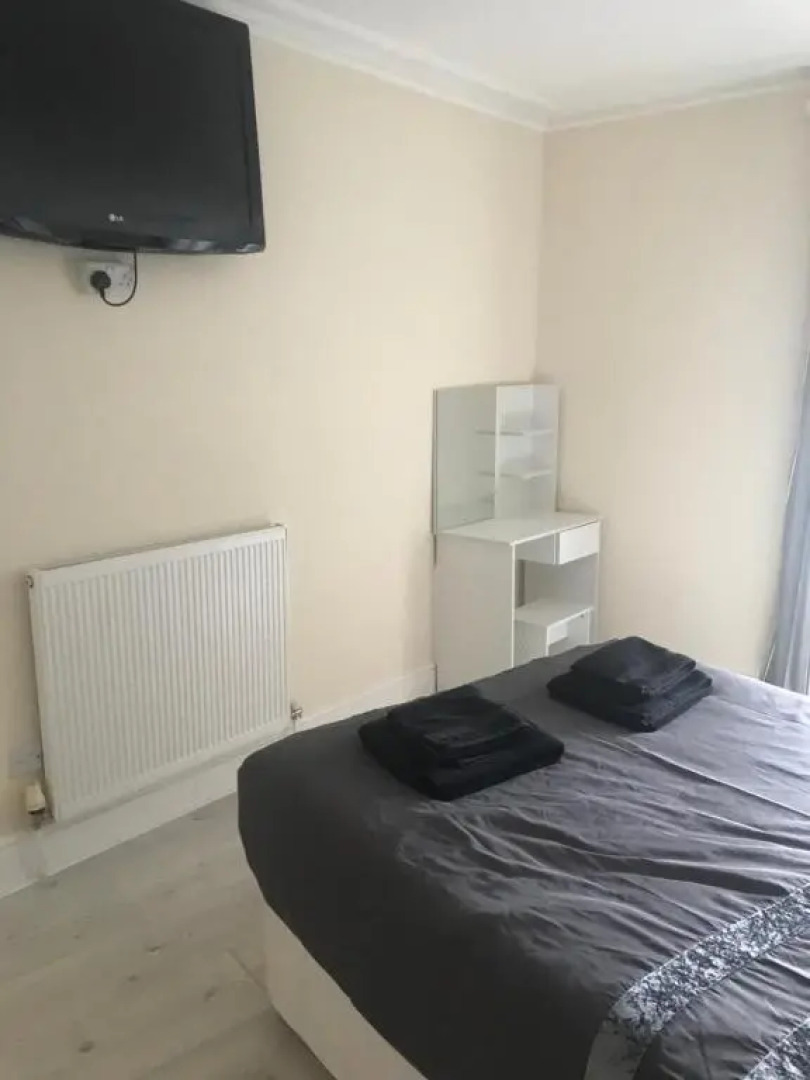 Sandy Pad's Apartments