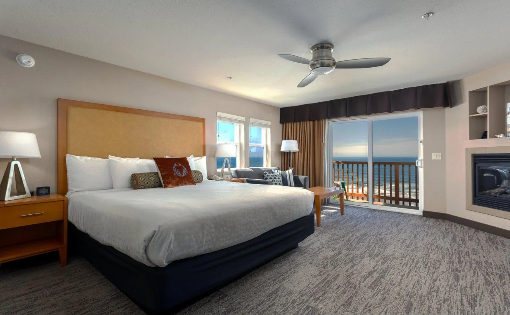 The Coho Oceanfront Lodge