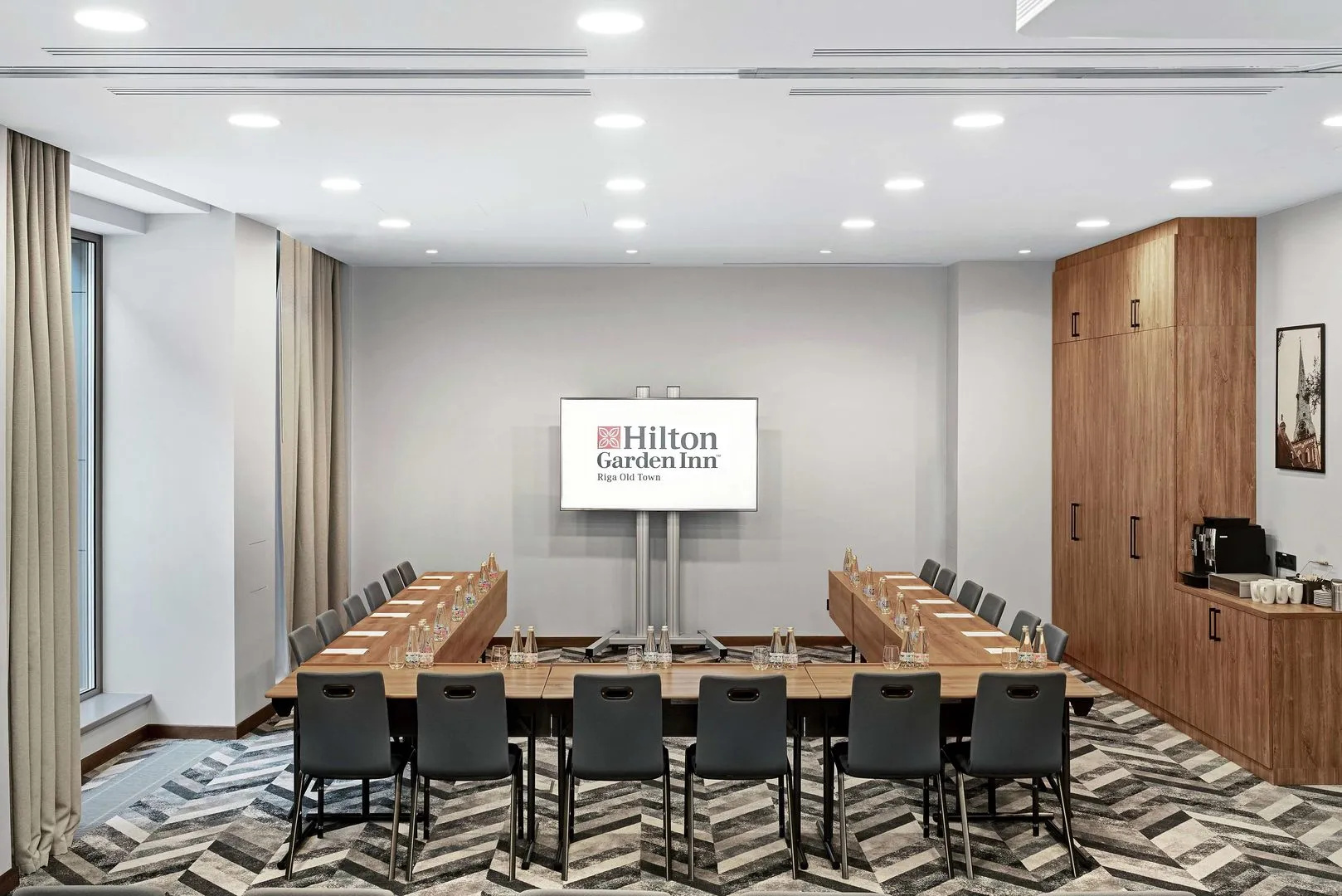 Отель Hilton Garden Inn Riga Old Town