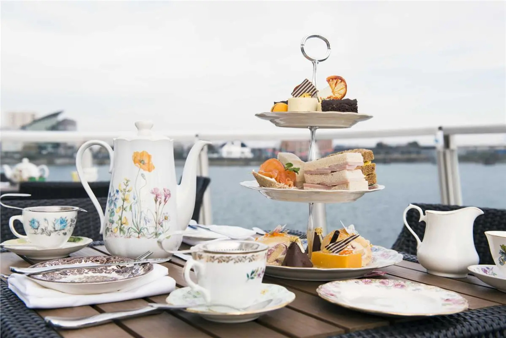 voco St David's Cardiff by IHG