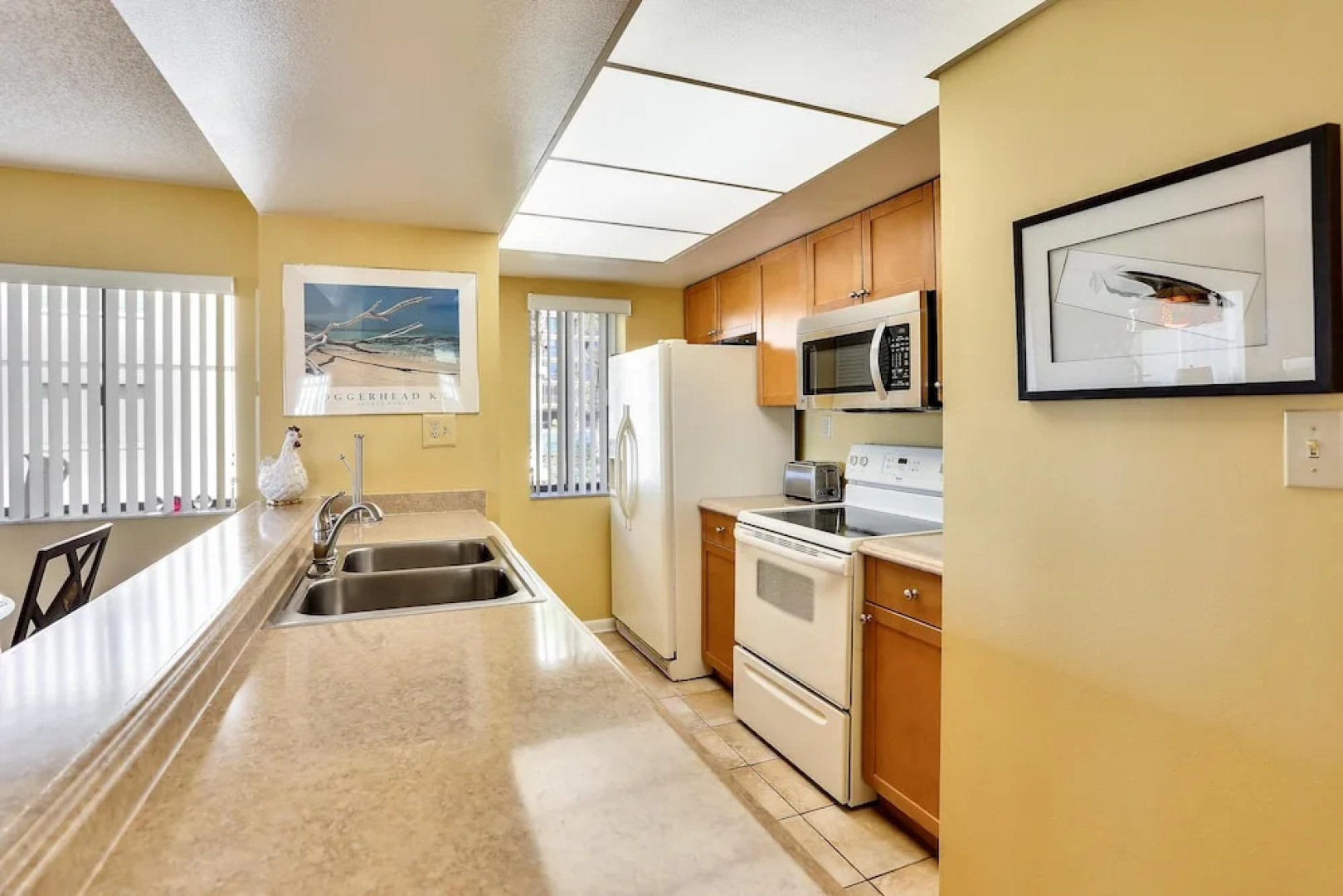 Land's End 10-205 Beach Front