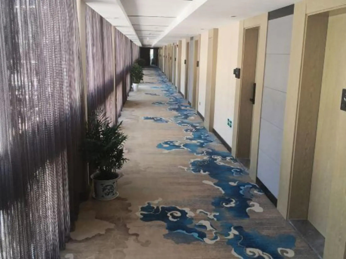 Longquan Nanguo Garden Hotel