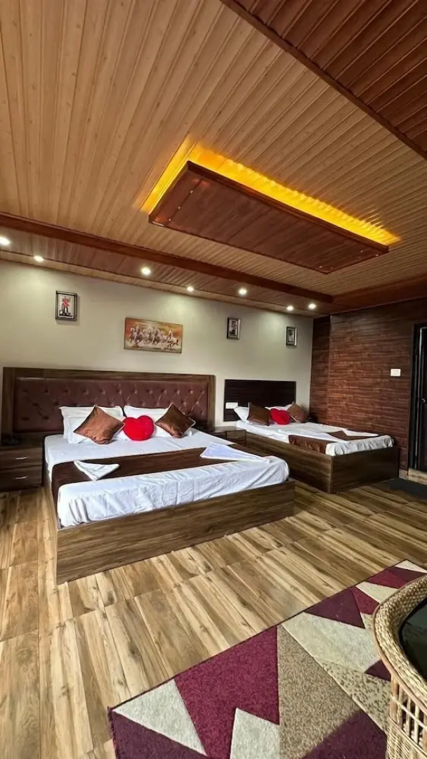 Traditional Hotel And Restaurant