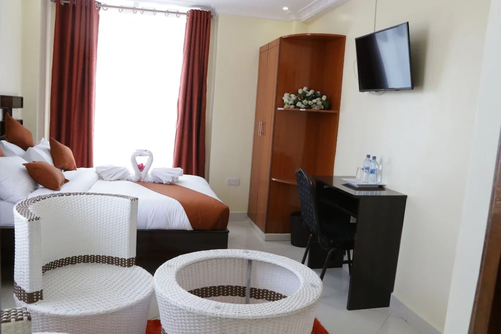 Claire De Lune Moonlight Hotel