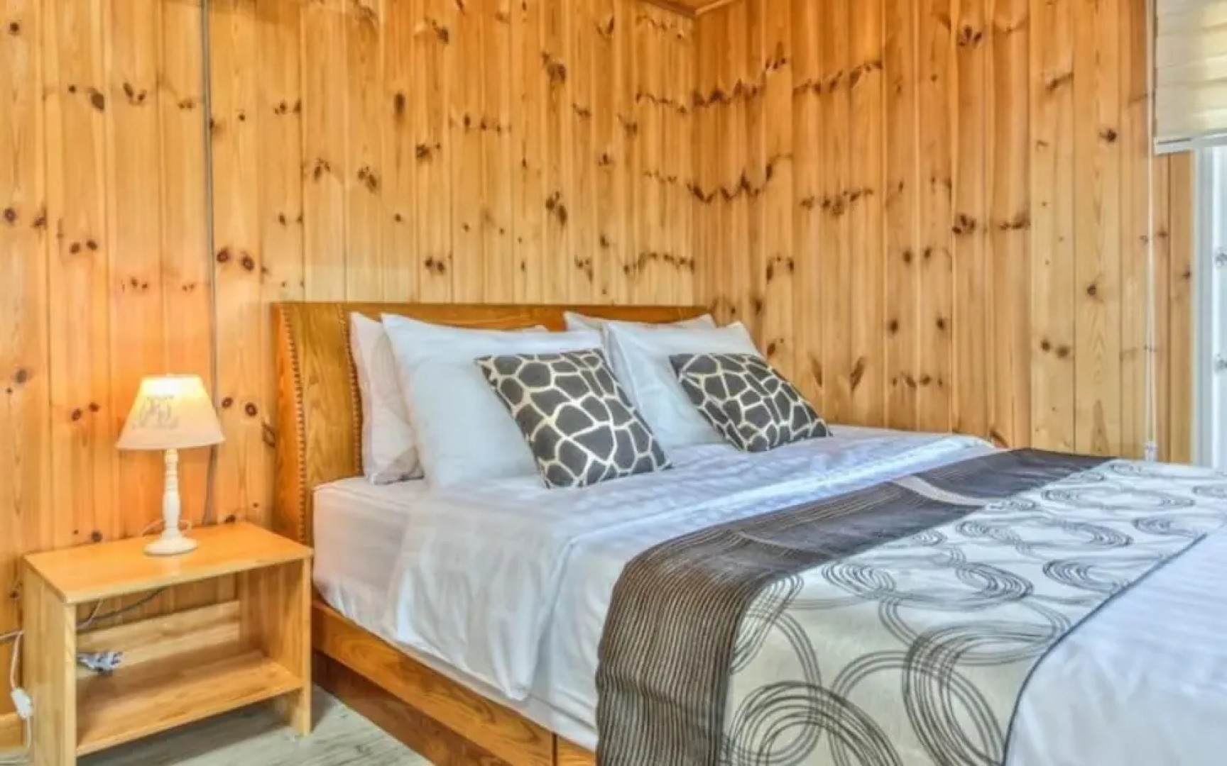 Gangneung Gyeongpoeui Hyuil Pension