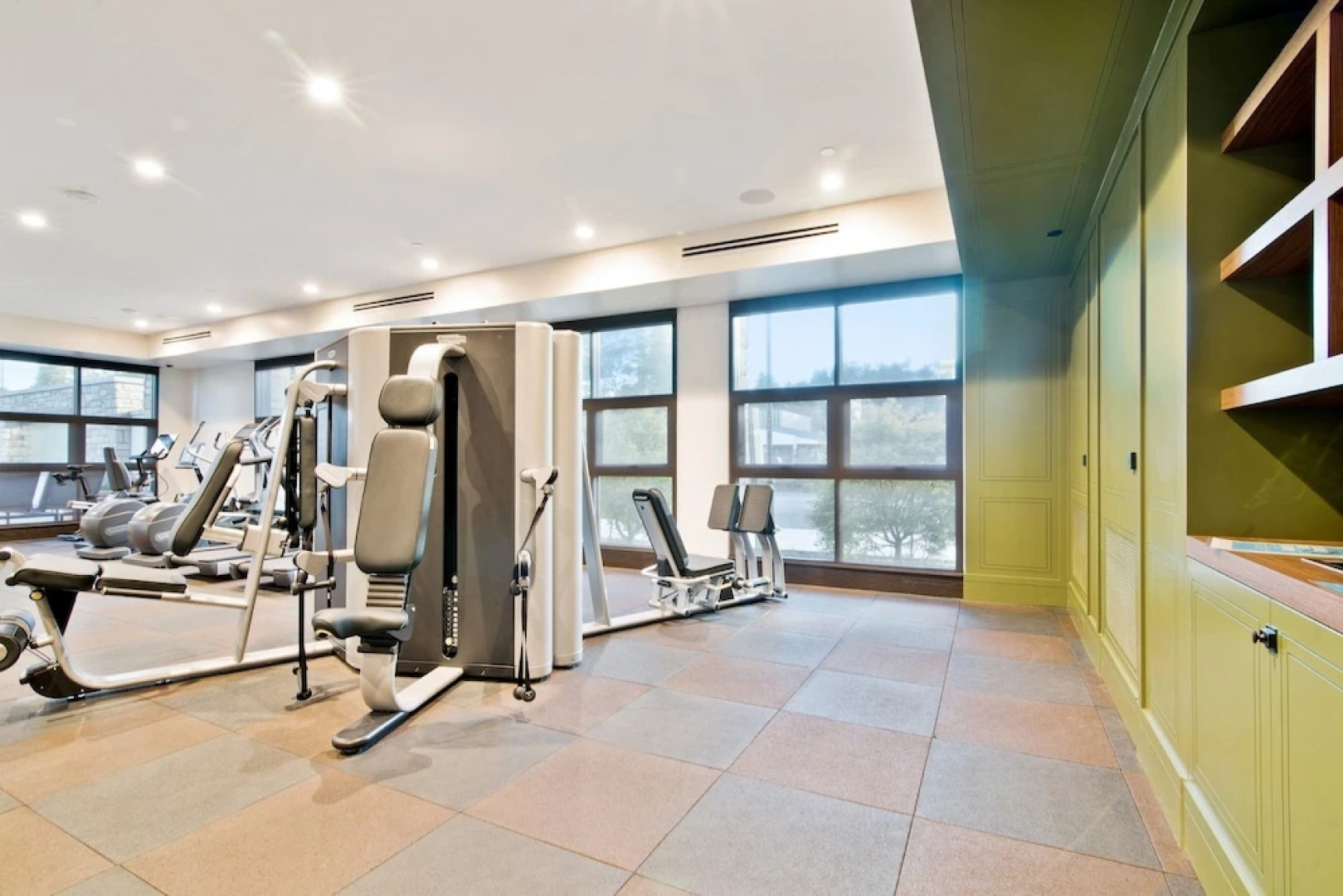 Global Luxury Suites in the Heart of San Carlos