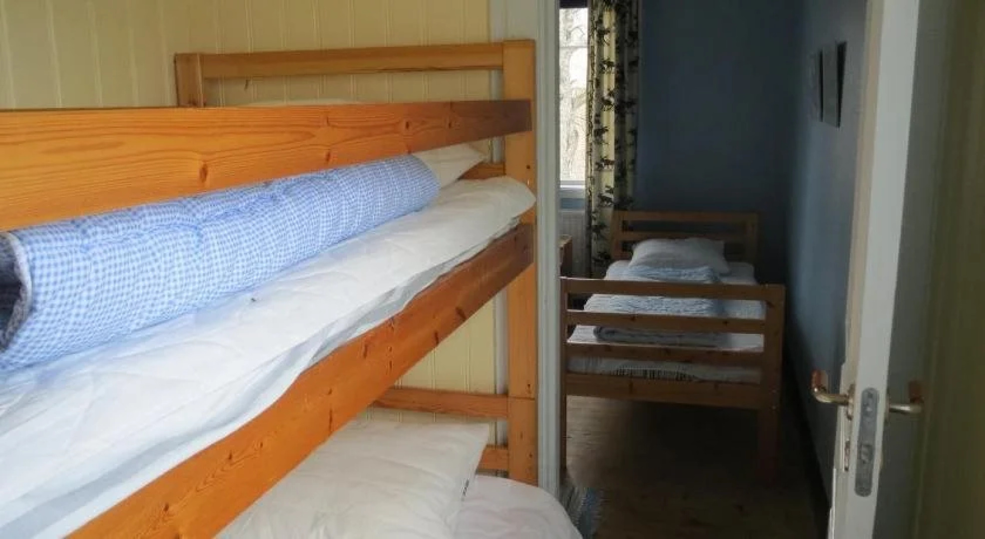 Vandrarhem Och B&B Lergodset