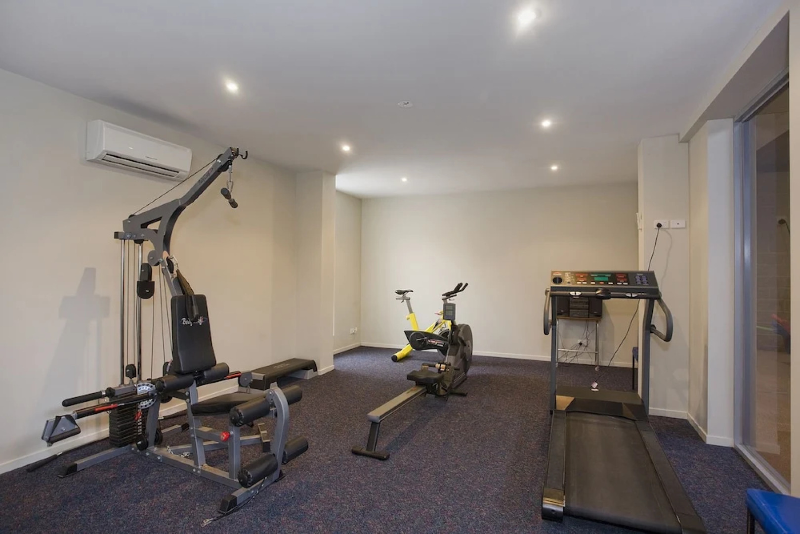 7 Bell Street Apartments