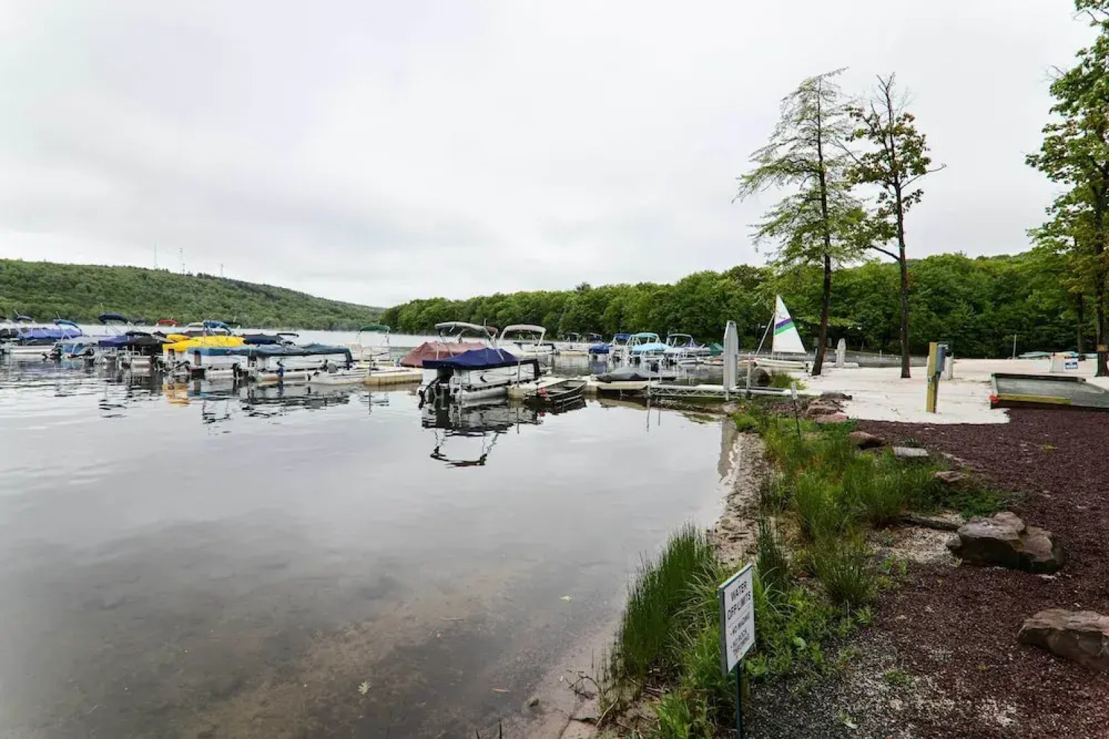 Pet-friendly Lake Harmony Townhome w/ Pool Access!