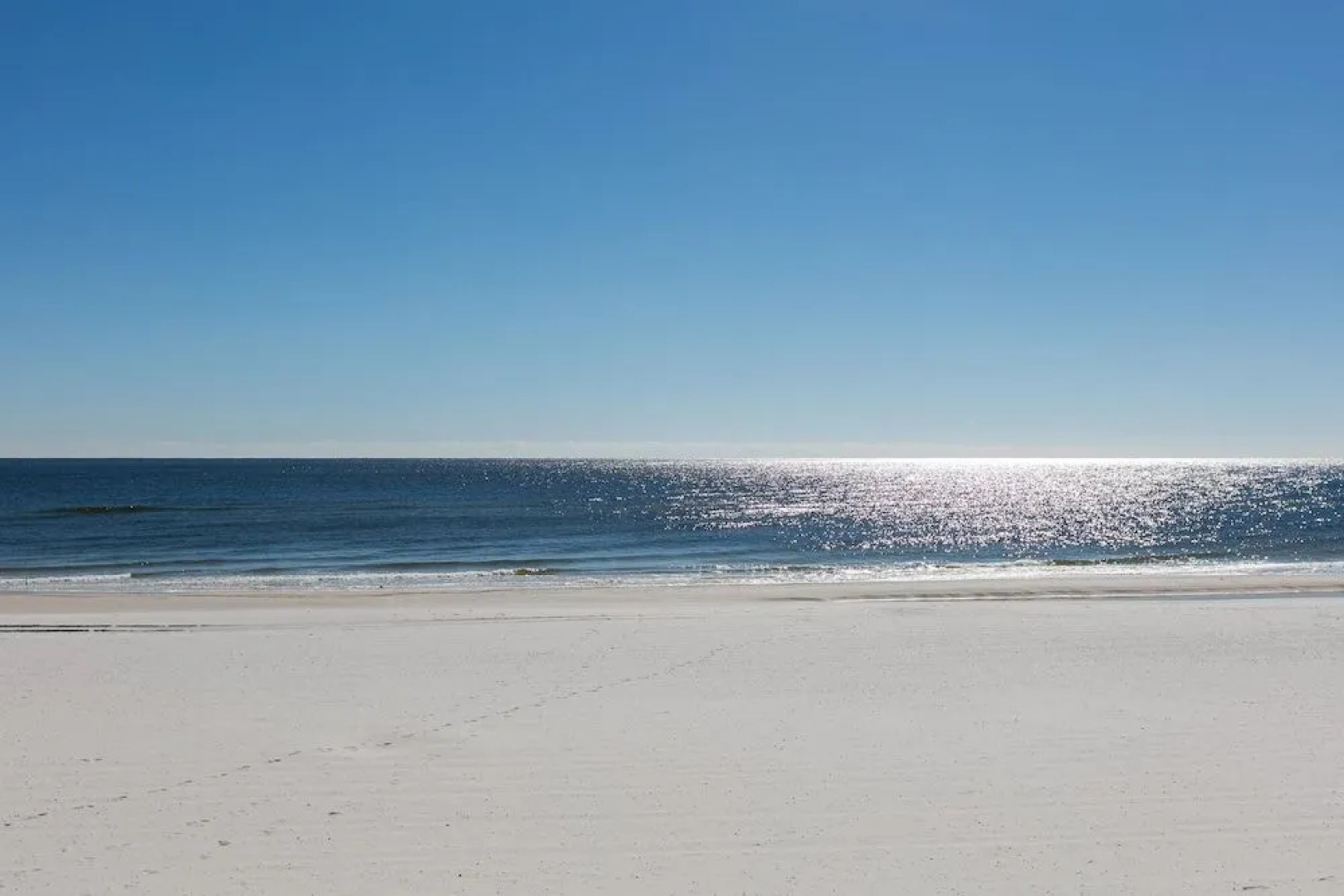 Seaside Beach and Raquet 4710