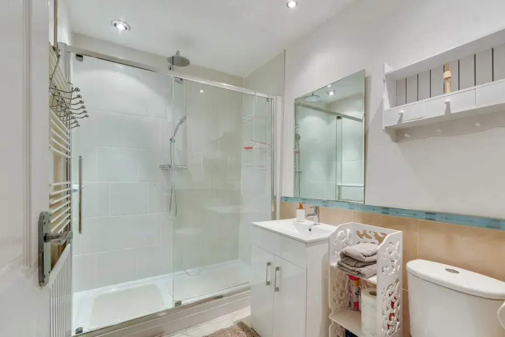 NEW Cosy 3BD House with Garden Heart of Sandwich