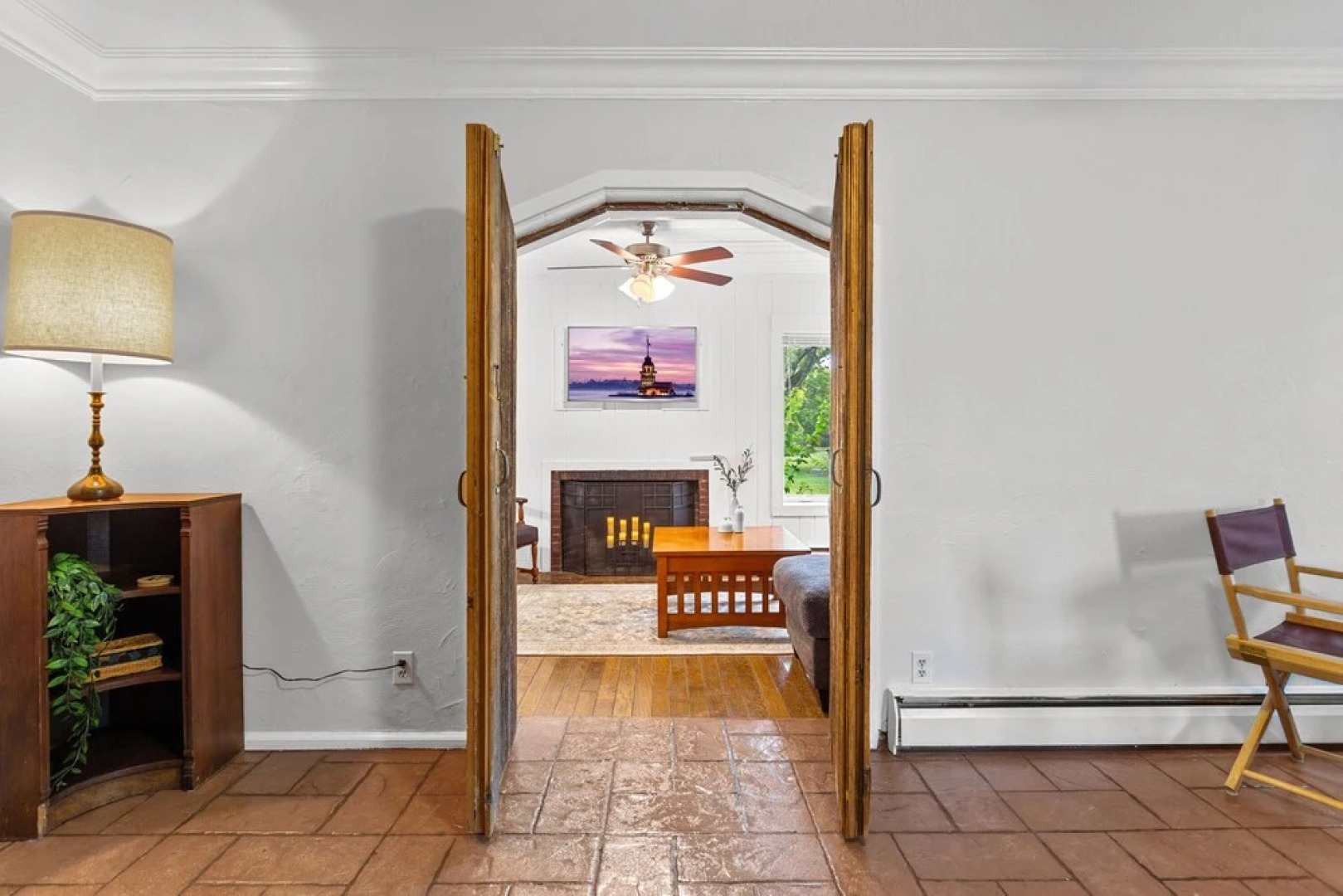 Tudor Style Apartment near MSU