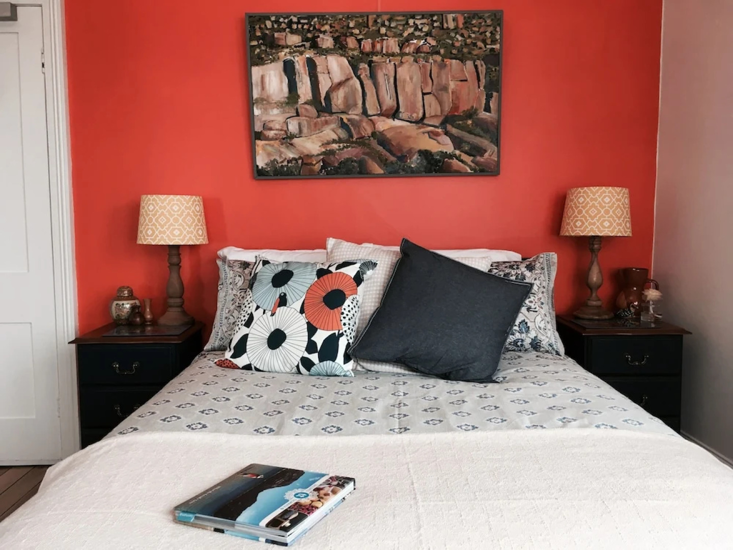 Assemblage Boutique Art B & B