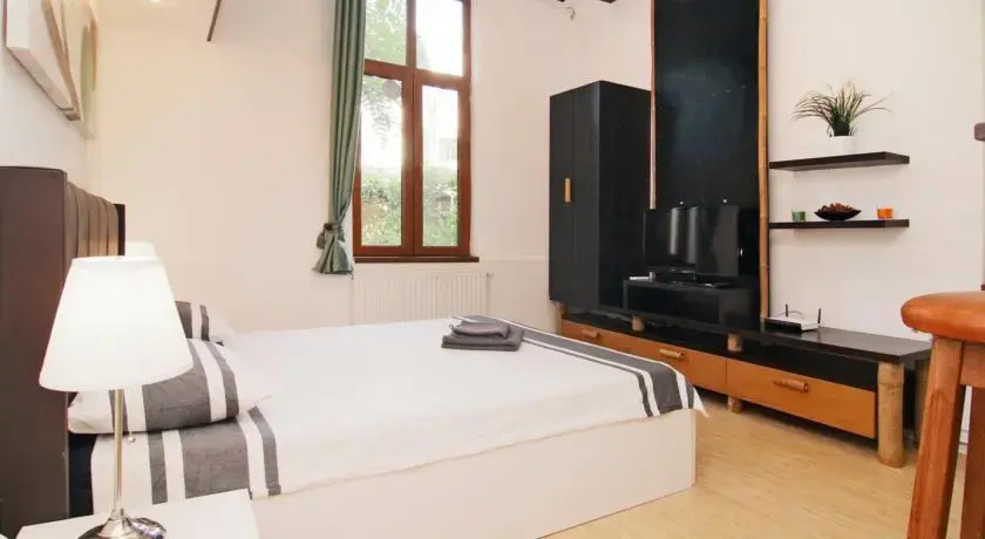 Central Bohemian Studio Old City