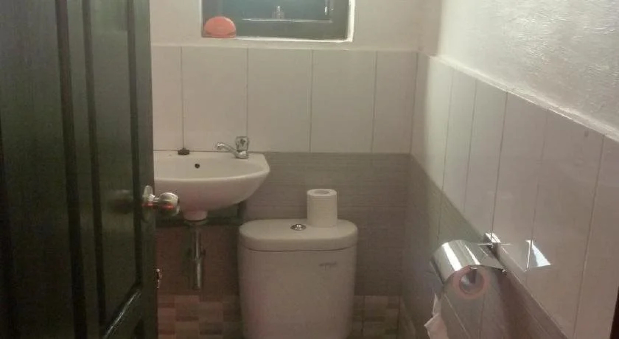 Lakey Peak Hotel Tomo