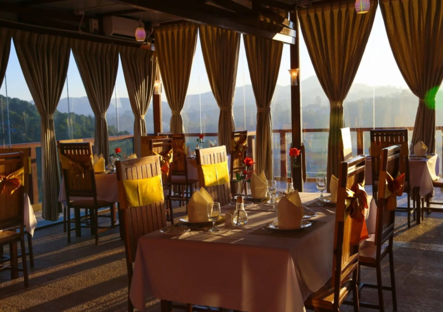 Famous Hotel Kalaw