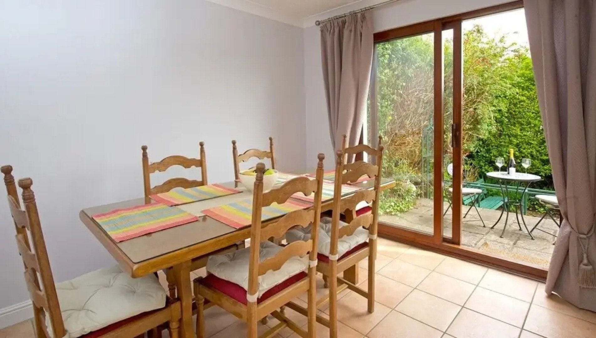 Hatters Garden Holiday Home